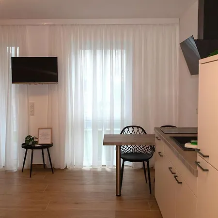 Apartment Mein Traeumchen Apartements- 5 Blau Stillvoll Und Zentral Uebernachten Bielefeld