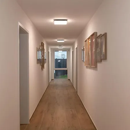Mein Traeumchen Apartements- 5 Blau Stillvoll Und Zentral Uebernachten Билефельд