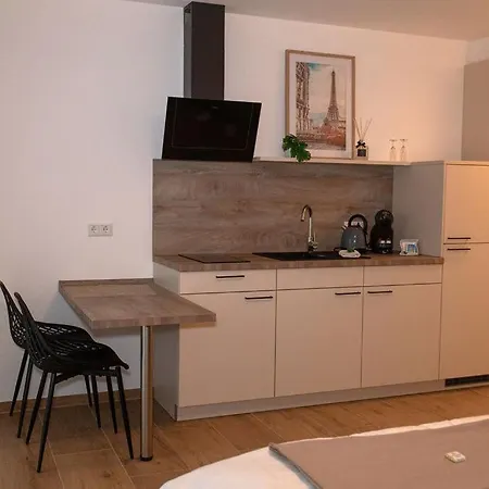 Mein Träumchen Apartements- 5 Blau Stillvoll Und Zentral übernachten Apartment Bielefeld
